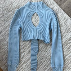 Verge girl blue cropped cut out sweater